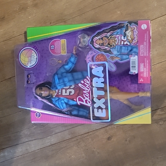 Malibu Barbie Xtra - Picture 1 of 4